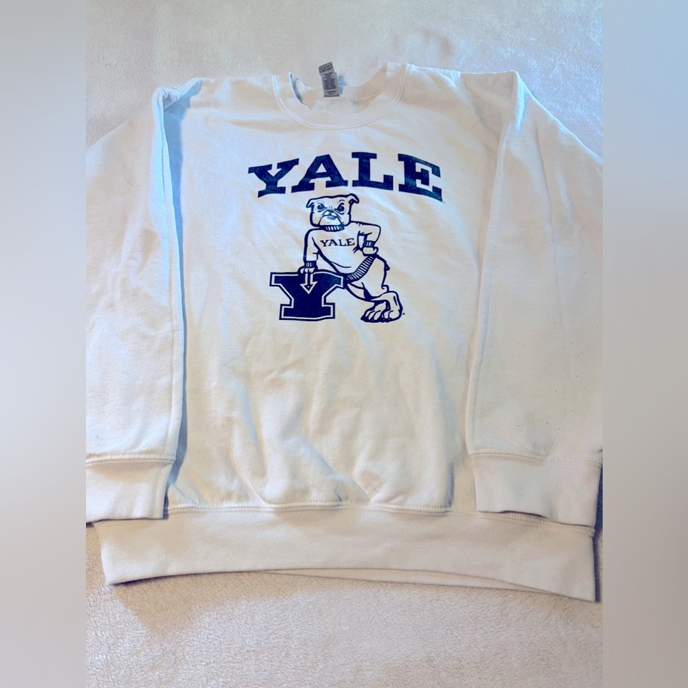 Yale sweatshirt